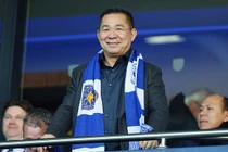 Ông chủ bí ẩn của đội bóng khiến cả thế giới ngả mũ