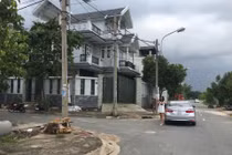 Phi Thanh Vân mua đất xây cung điện "khủng" tặng riêng gia đình