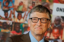 Nổi tiếng tiết kiệm, Bill Gates từng mua nhiều đồ xa xỉ