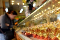 Giá vàng đang biến động từng phút