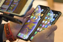 iPhone X giảm giá đón Xs và Xs Max chính hãng sắp về VN