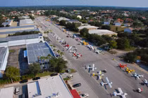 Đột nhập chốn... đại gia cưỡi phi cơ đầy đường