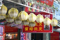 Đến Nha Trang mà ngỡ như “đi lạc” phố Tàu