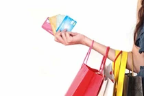 4 thói quen cần bỏ ngay để tránh lâm vào khủng hoảng thẻ tín dụng