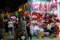 Hiu hắt hàng Noel