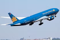 Thấy gì sau vụ "buôn vàng" của tiếp viên Vietnam Airlines?