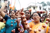 "Nực cười" khủng hoảng… củ hành tại Ấn Độ