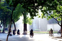 Thời tiết 30/5: Miền Bắc nắng nóng, miền Nam nguy cơ tố lốc