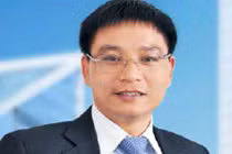 Tò mò về sếp trẻ nông dân của Viettinbank