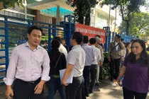 500 khách kéo đến Sở nhờ đòi nhà Địa ốc Hoàng Quân