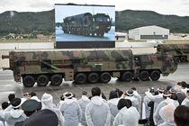 Sức mạnh hủy diệt của tên lửa “quái vật” Hyunmoo-5 Hàn Quốc