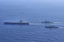 Quân đội Hàn Quốc, Mỹ, Nhật Bản tập trận phô diễn sức mạnh