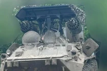 Thiết giáp MT-LB Nga cực đáng sợ khi mang tới quả 128 rocket