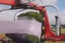 Cận cảnh cỗ máy gói đồ nhanh đến bất ngờ