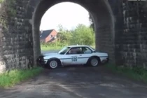 Hí hửng quay đầu xe và cái kết dở khóc dở cười