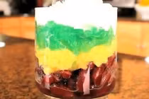 Giải nóng ngày hè với món chè ba màu ngon khó tả