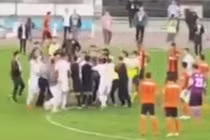 Trọng tài đấm rách mắt HLV tại giải VĐQG Trung Quốc