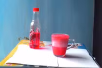 Hiện tượng kỳ lạ khi cho sữa tươi vào nước ngọt