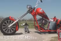 Chiêm ngưỡng mô tô lớn nhất thế giới