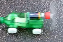 Cách làm ô tô mini bằng vỏ chai độc đáo