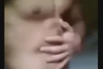 Bụng đầy mỡ thành bụng 6 múi chỉ với cái vỗ tay