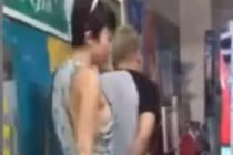 Clip Tóc Tiên tình tứ khóa môi với trai lạ trên phố