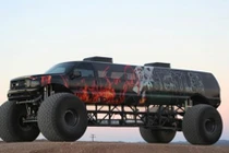 Ngắm hàng khủng Ford Excursion siêu dài giá 1 triệu USD