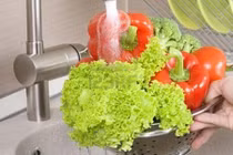 Cách rửa rau sạch, loại bỏ ký sinh trùng 