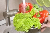 Cách rửa rau sạch, loại bỏ ký sinh trùng 