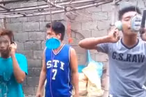 Trai làng chế phòng thu âm có một không hai thế giới