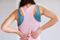 Cách dùng gừng tươi giảm đau lưng hiệu quả