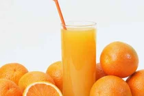 Nước cam giúp bệnh nhân chống chọi với ung thư