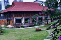 “Biệt phủ” đẹp như resort 5 sao ở Hà Nội của Xuân Bắc