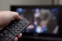 Không ngờ thói quen khi ngủ này khiến phụ nữ tăng cân