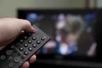 Không ngờ thói quen khi ngủ này khiến phụ nữ tăng cân