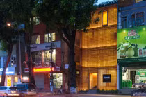 Nhà lồng đèn ở Hà Nội nổi bật trên báo ngoại