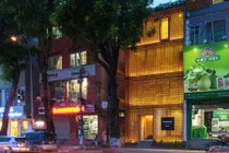 Nhà lồng đèn ở Hà Nội nổi bật trên báo ngoại