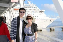 Chuyện ít biết về 2 cặp tình nhân lệch tuổi từng gây chấn động Vbiz