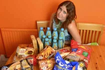 Kỳ lạ cô gái không ăn rau quả trong suốt 16 năm