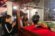 Bí mật về tủ kính siêu hiện đại đặt cụ rùa Hồ Gươm