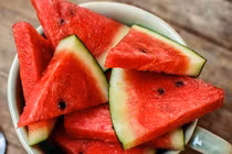 9 thực phẩm giảm cân tốt nhất trong mùa hè