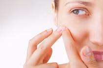 Những thực phẩm càng ăn mụn trứng cá càng mọc đầy mặt