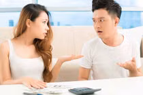 Lấy chồng Hà Nội, nàng dâu khổ sở vì phải dấm dúi tiền biếu Tết nhà ngoại