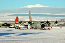 Thót tim những đường băng sân bay nguy hiểm nhất thế giới