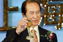 Bí mật của ông trùm sòng bạc nắm nửa kinh tế Macau