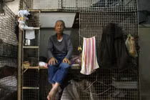 Hình ảnh sốc về nhà quan tài, giường lồng ít biết