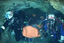 Xuất hiện hình ảnh giả "ăn theo" vụ giải cứu đội bóng Thái Lan