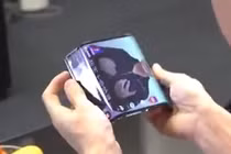 Smartphone màn hình gập hai lần của Xiaomi lộ diện