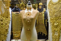 Lóa mắt với những khu chợ kinh doanh vàng siêu "khủng"