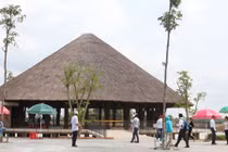 Tận mục nhà tre lớn nhất Việt Nam vừa lập kỷ lục 